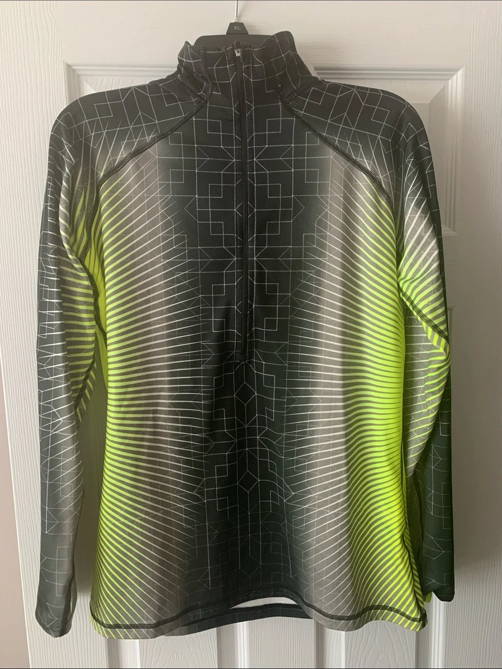 Nike Half-zip Pullover Woman’s XL
